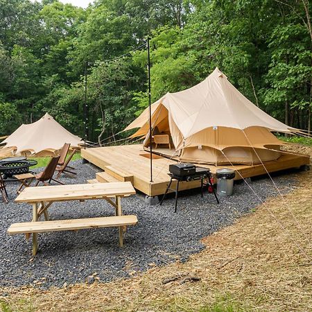 Firefly Ridge Luxury Retreat Hotel Great Cacapon Екстериор снимка