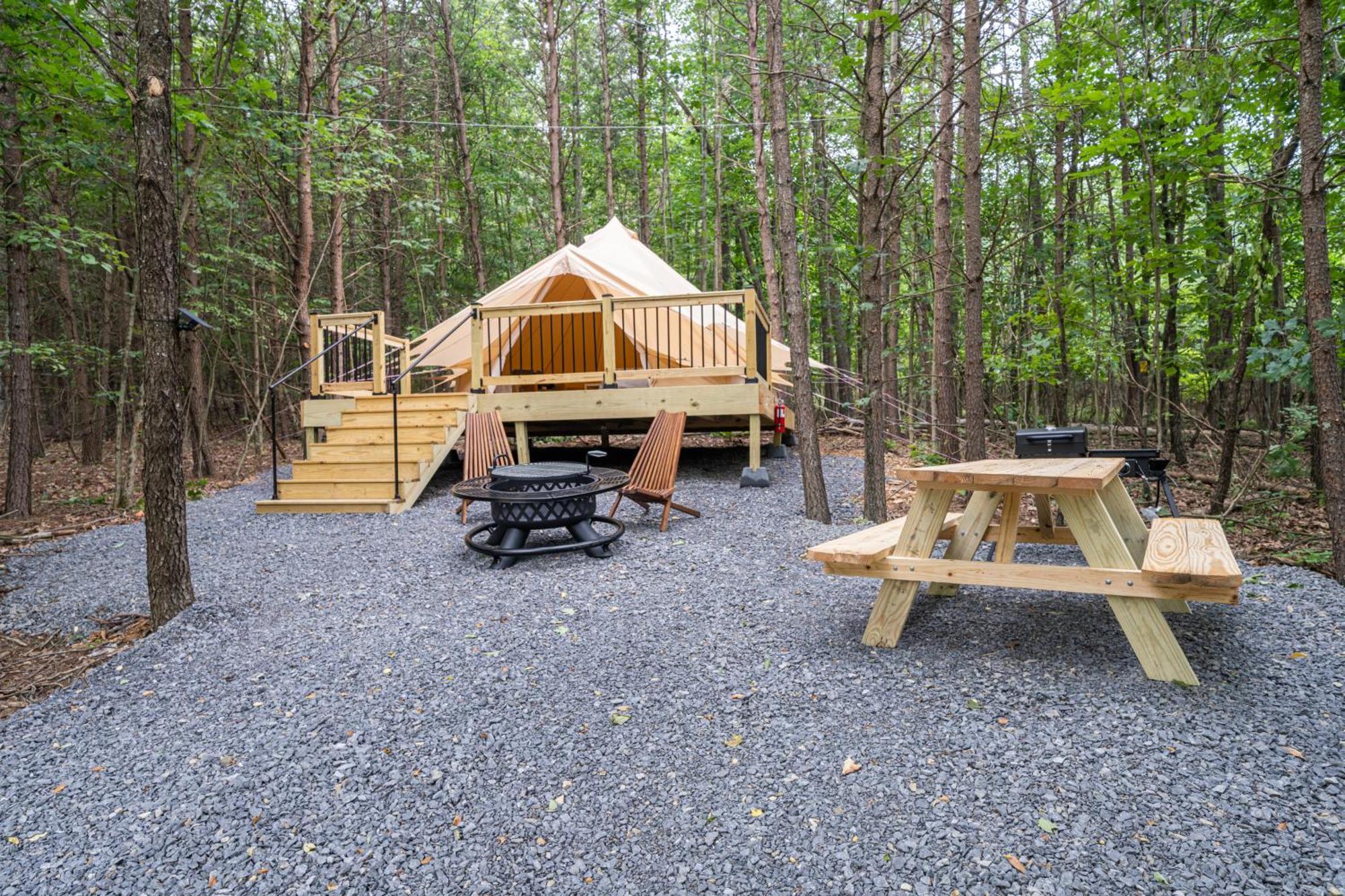 Firefly Ridge Luxury Retreat Hotel Great Cacapon Екстериор снимка