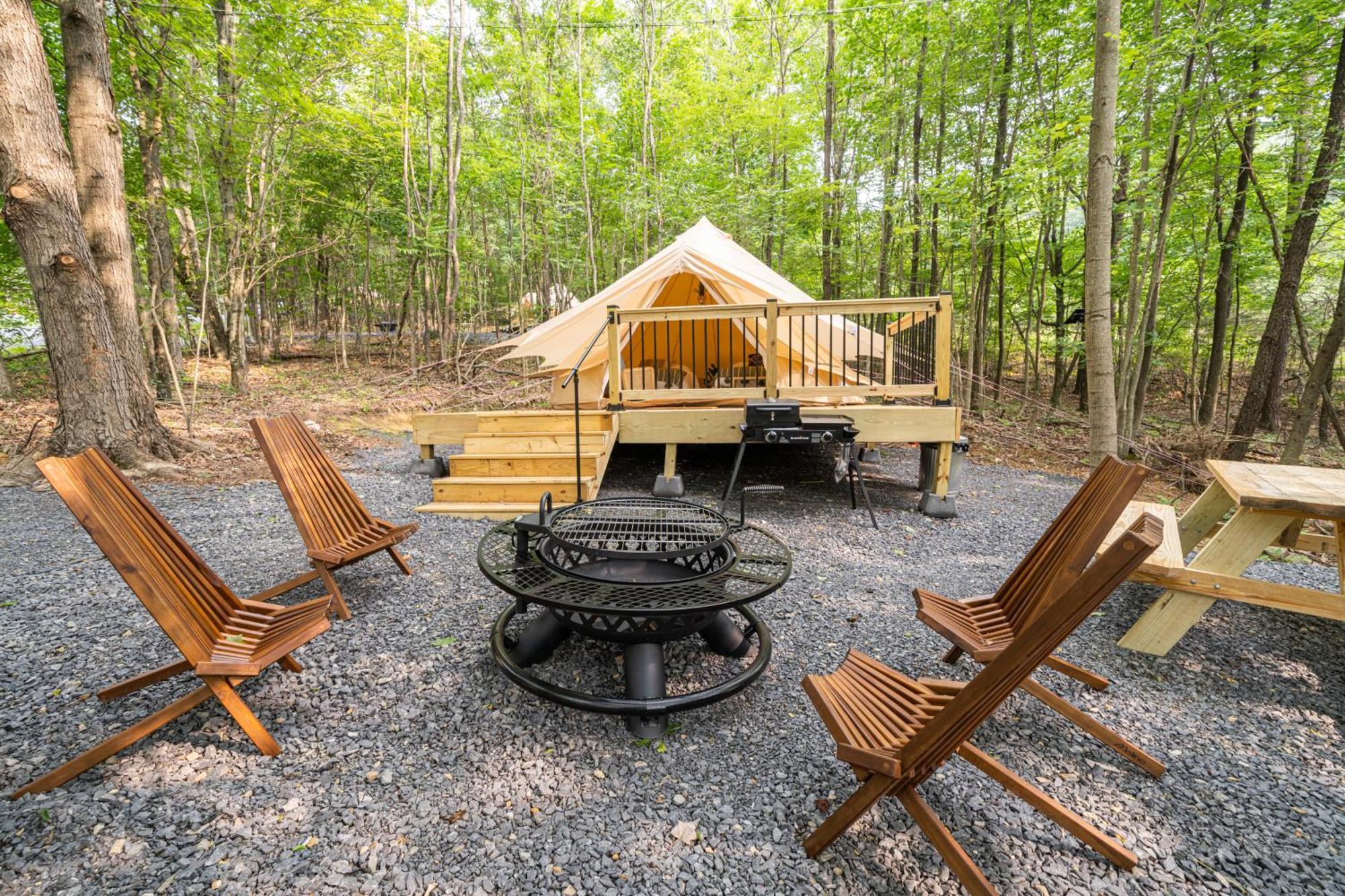 Firefly Ridge Luxury Retreat Hotel Great Cacapon Екстериор снимка